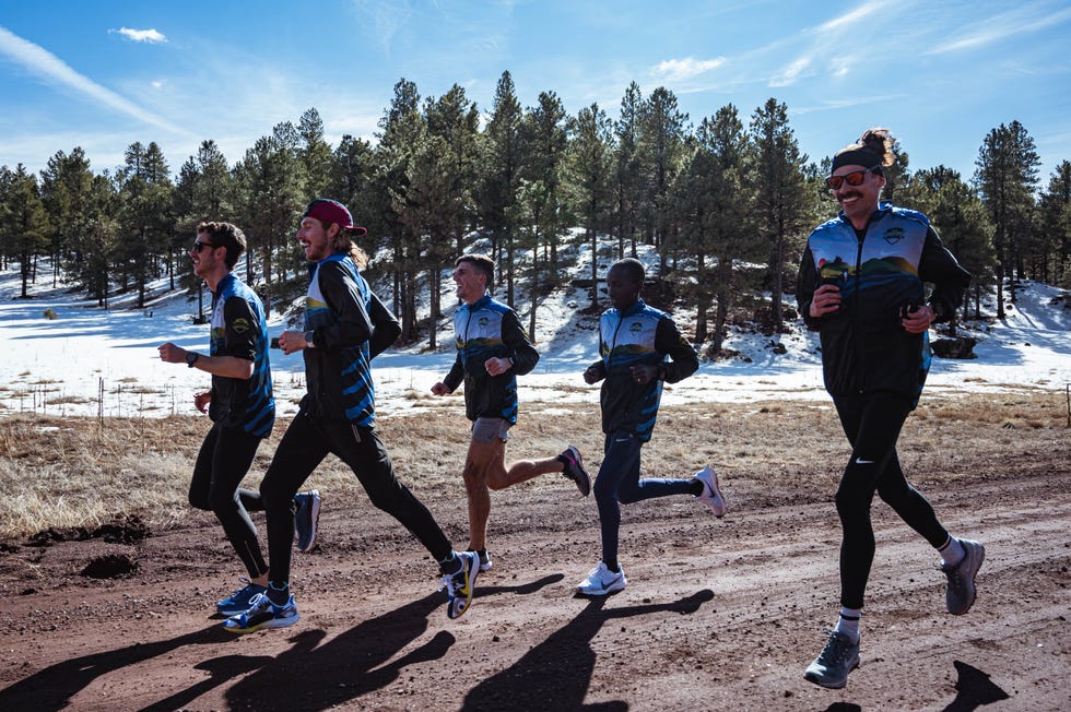 Running, Outdoor recreation, Recreation, Sports, Long-distance running, Marathon, Individual sports, Cross country running, Water, Ultramarathon, 