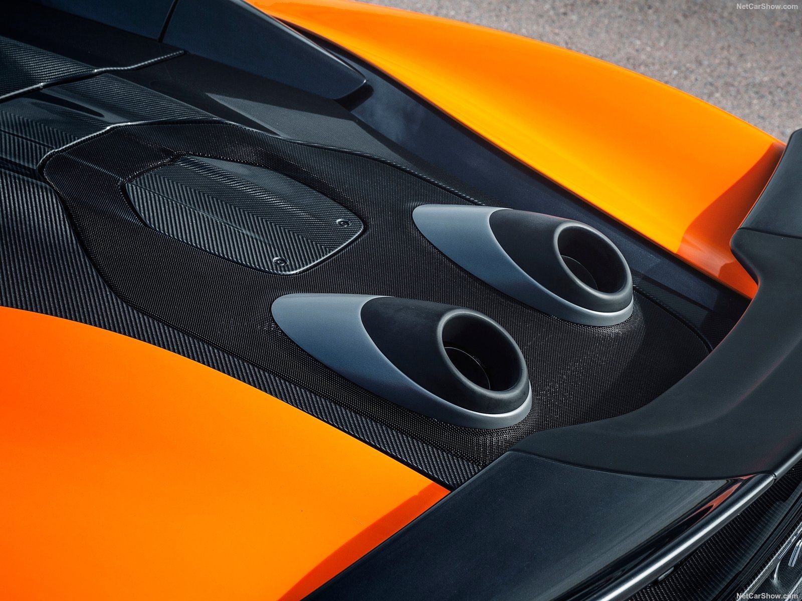 Top-Exit Exhausts Make Supercars So Better