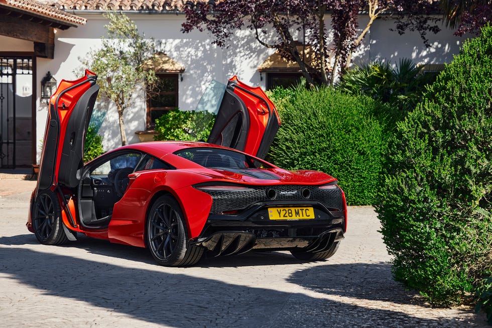 McLaren Artura First Drive: New-School Hybrid Old-School Supercar