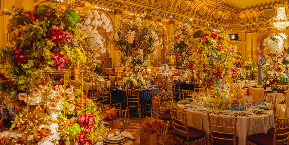 A Look Inside the New York Botanical Garden Orchid Dinner