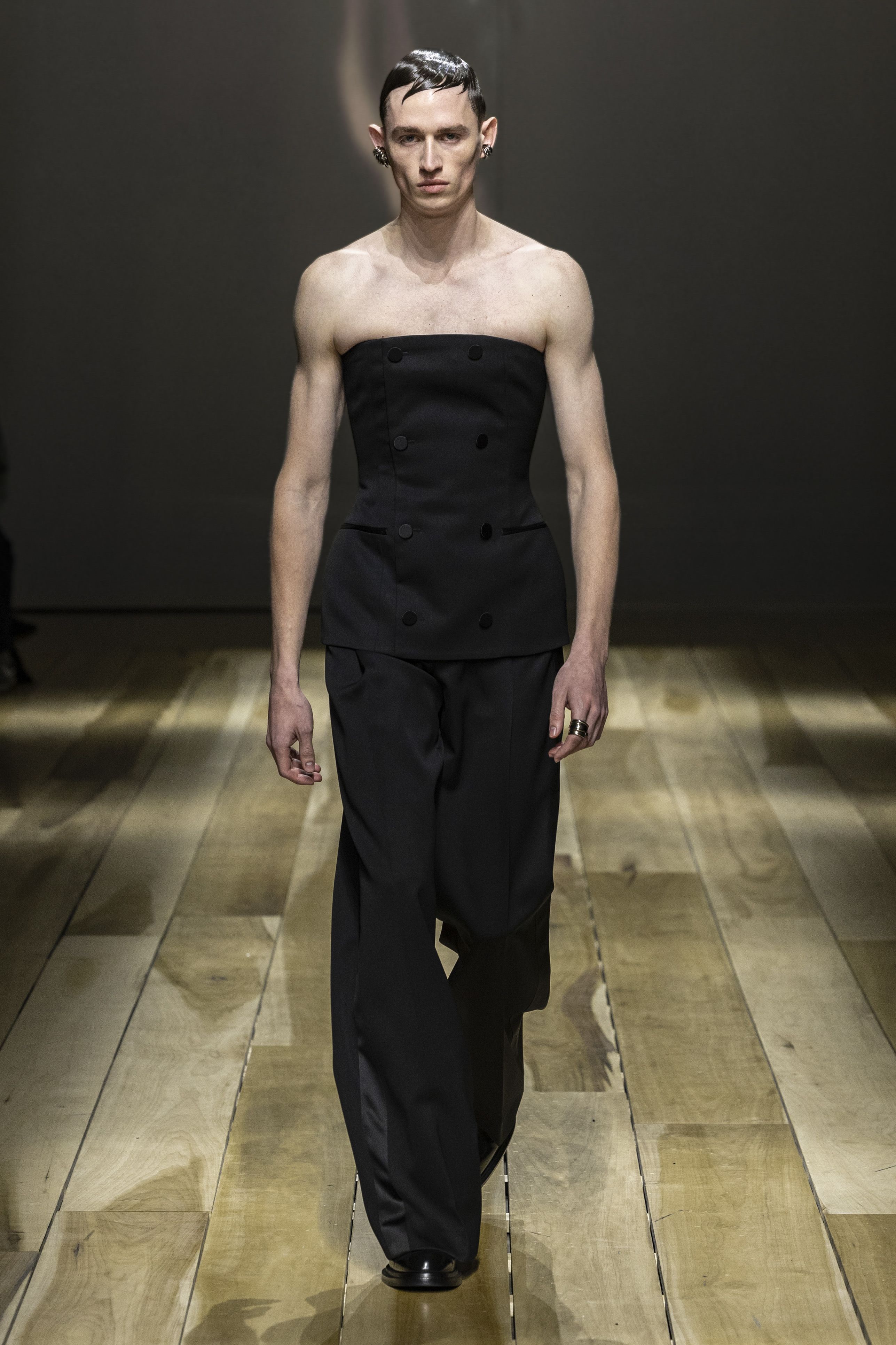 Alexander McQueen（アレキサンダーマックイーン）の「Alexander