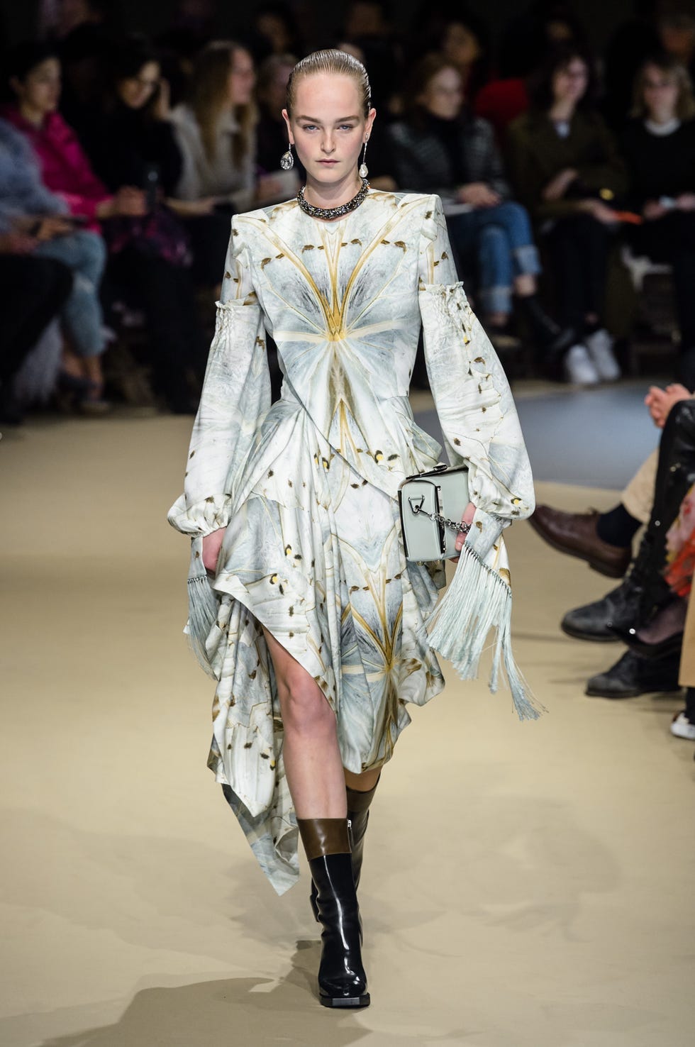 42 Looks From Alexander McQueen Fall 2018 PFW Show – Alexander McQueen ...