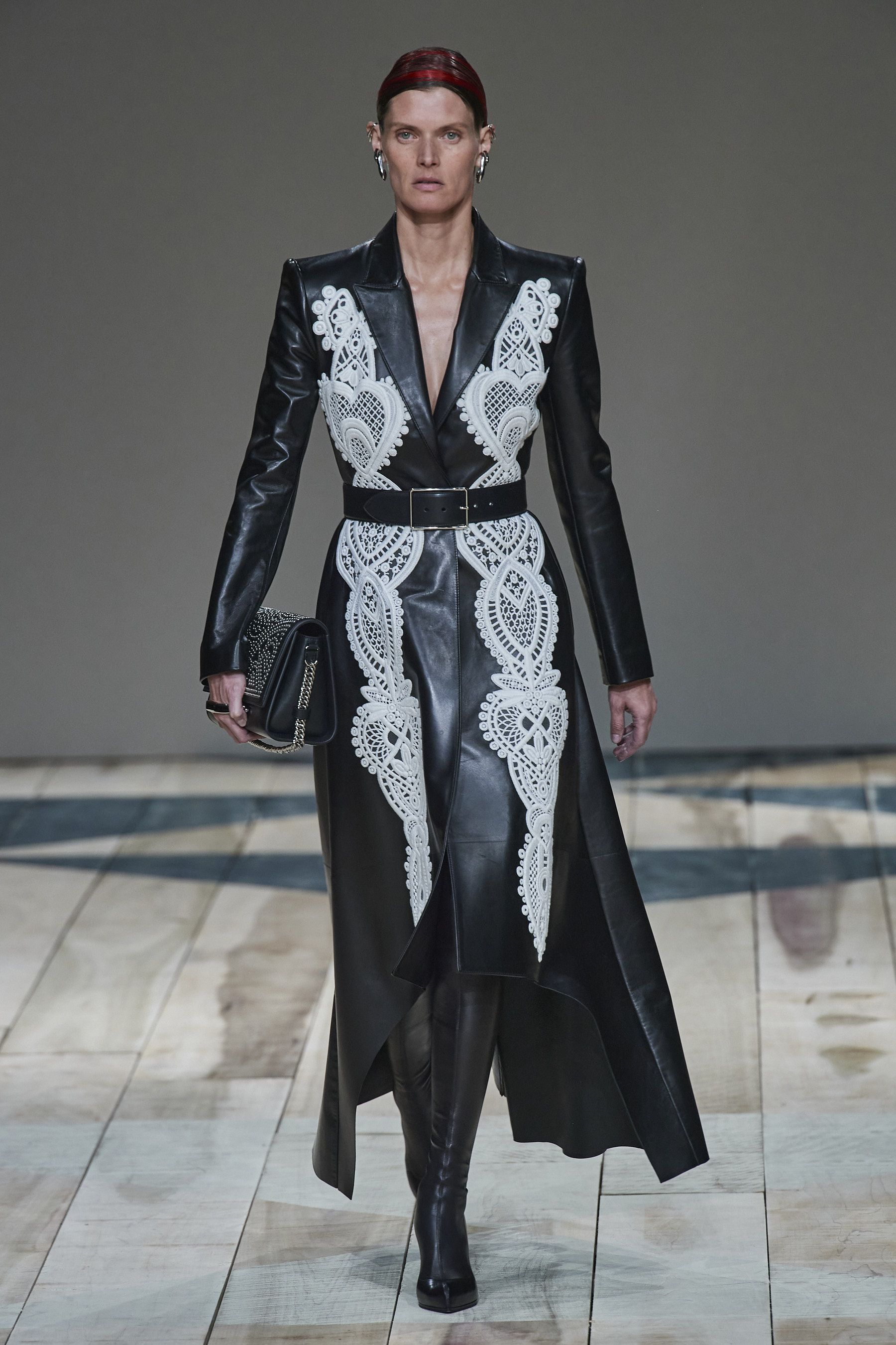 20ssALEXANDER McQUEEN アレキサンダーマックイーン ランナー
