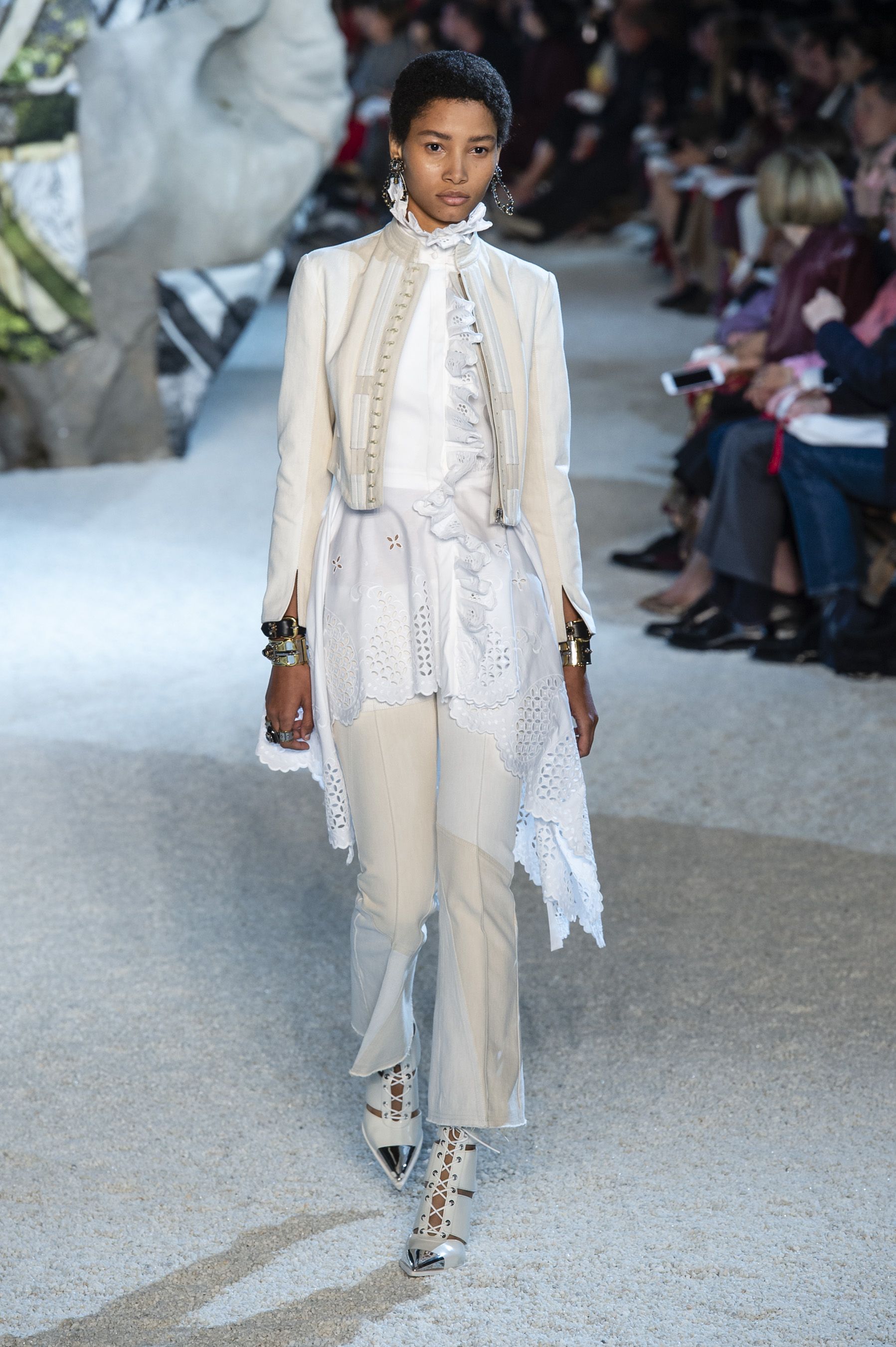 ALEXANDER MCQUEEN（アレキサンダー・マックイーン）｜2019春夏