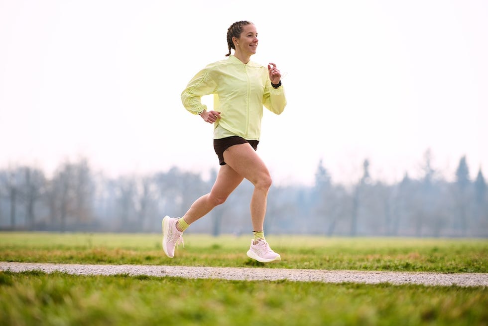 sara taiocchi, asics frontrunner