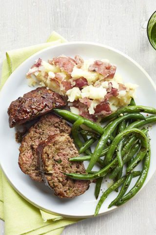 meat loaf with roasted green beans