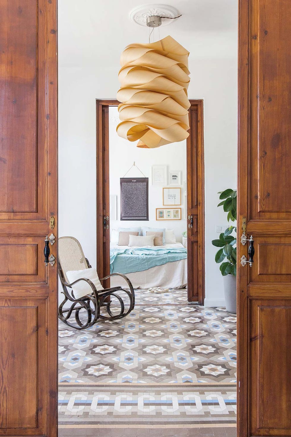 lámpara de madera