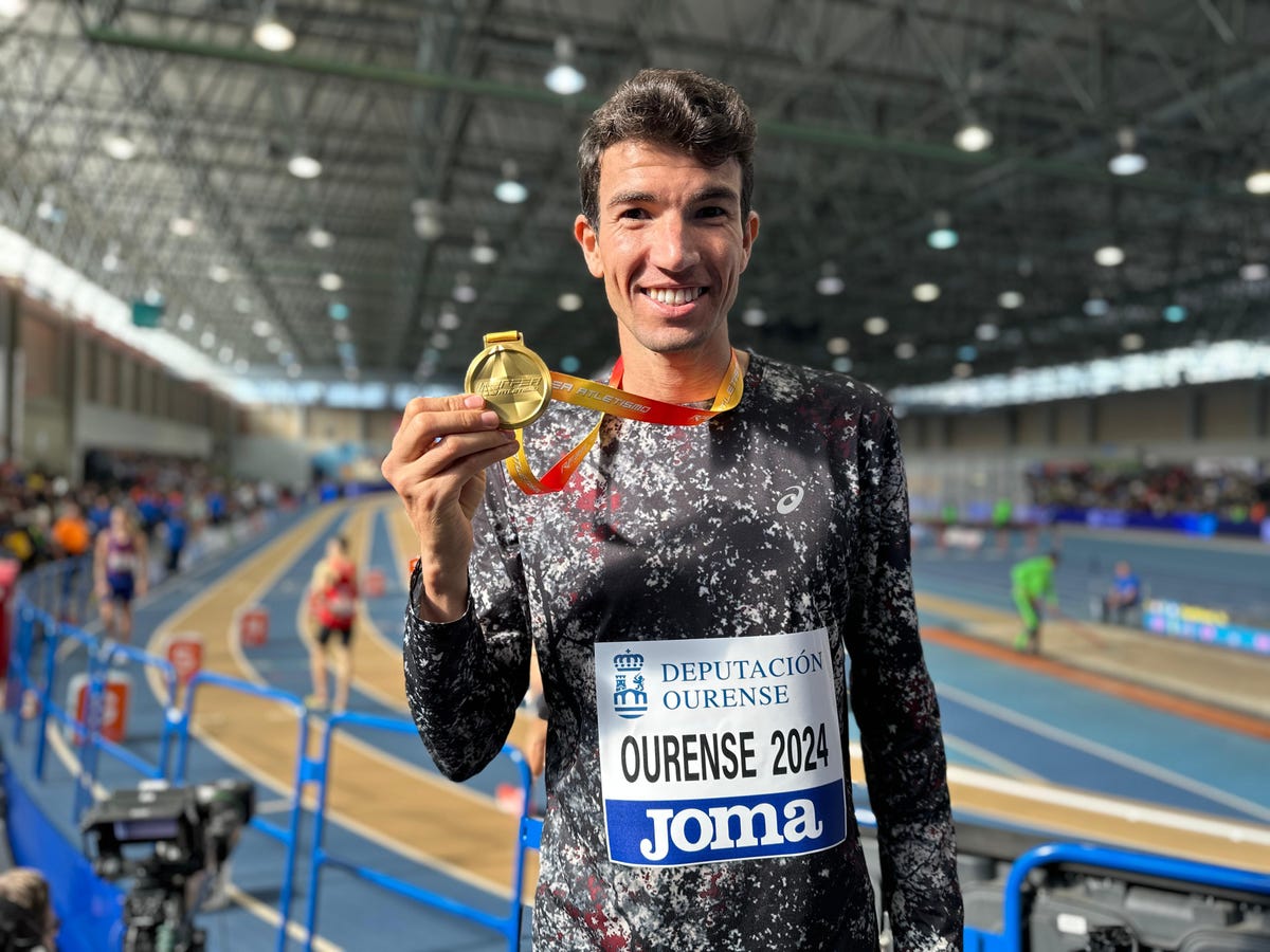 preview for Adel Mechaal, bronce nacional en campo a través: "Como no tenía el cambio de ritmo, he decidido salir a muerte"