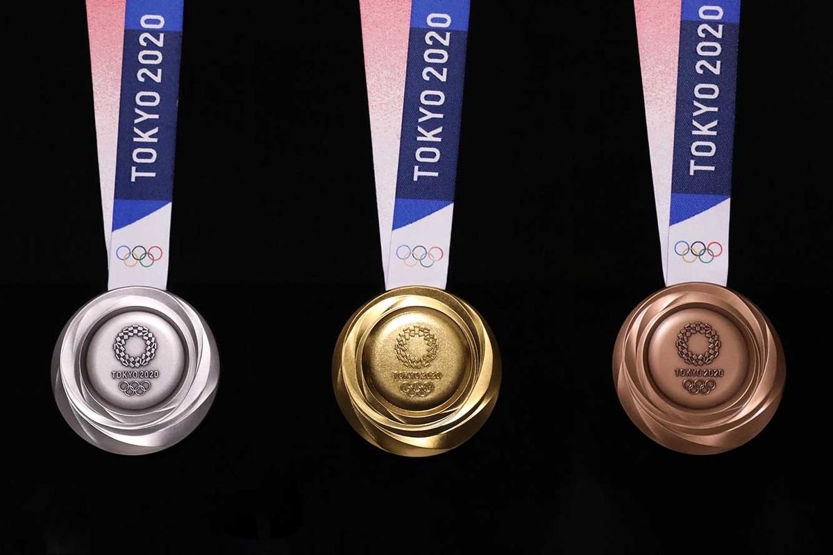 Medal, Gold medal, Award, Bronze medal, Silver medal, Trophy, Metal, 