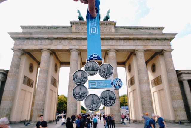 World Marathon Majors Challenge medal