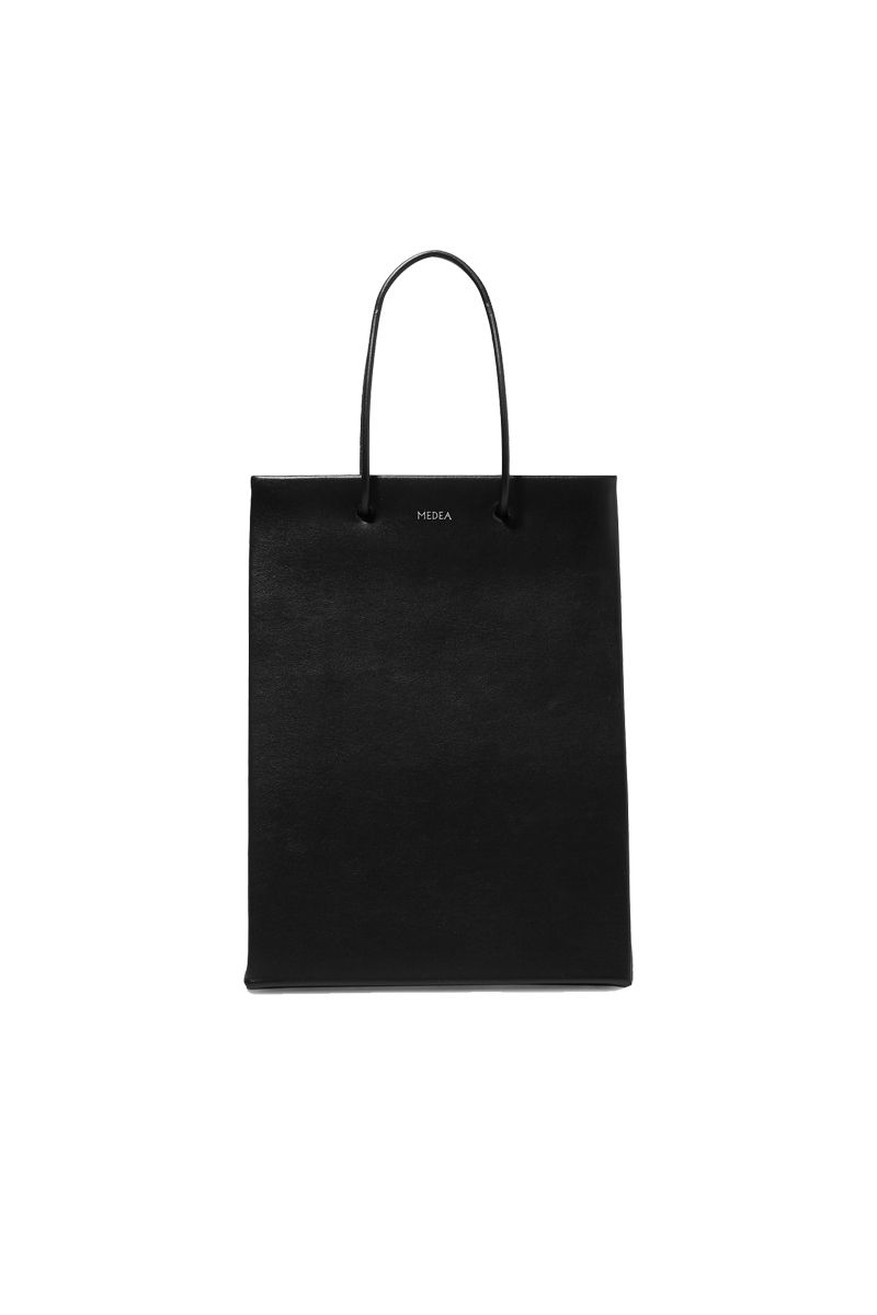 Kaia Gerber's Favourite Bag Brand Medea Is Currently In Net Kaia Gerber's Favourite Bag Brand Medea Is Currently In Net