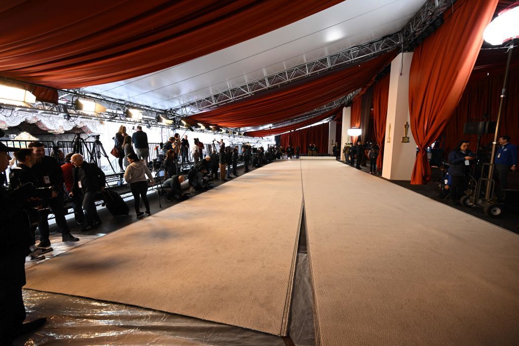 Why the Oscars Red Carpet Won't Be Red This Year - Oscars 2023 Champagne  Carpet