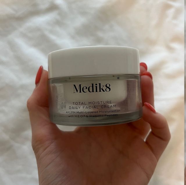 medik8 moisturiser review