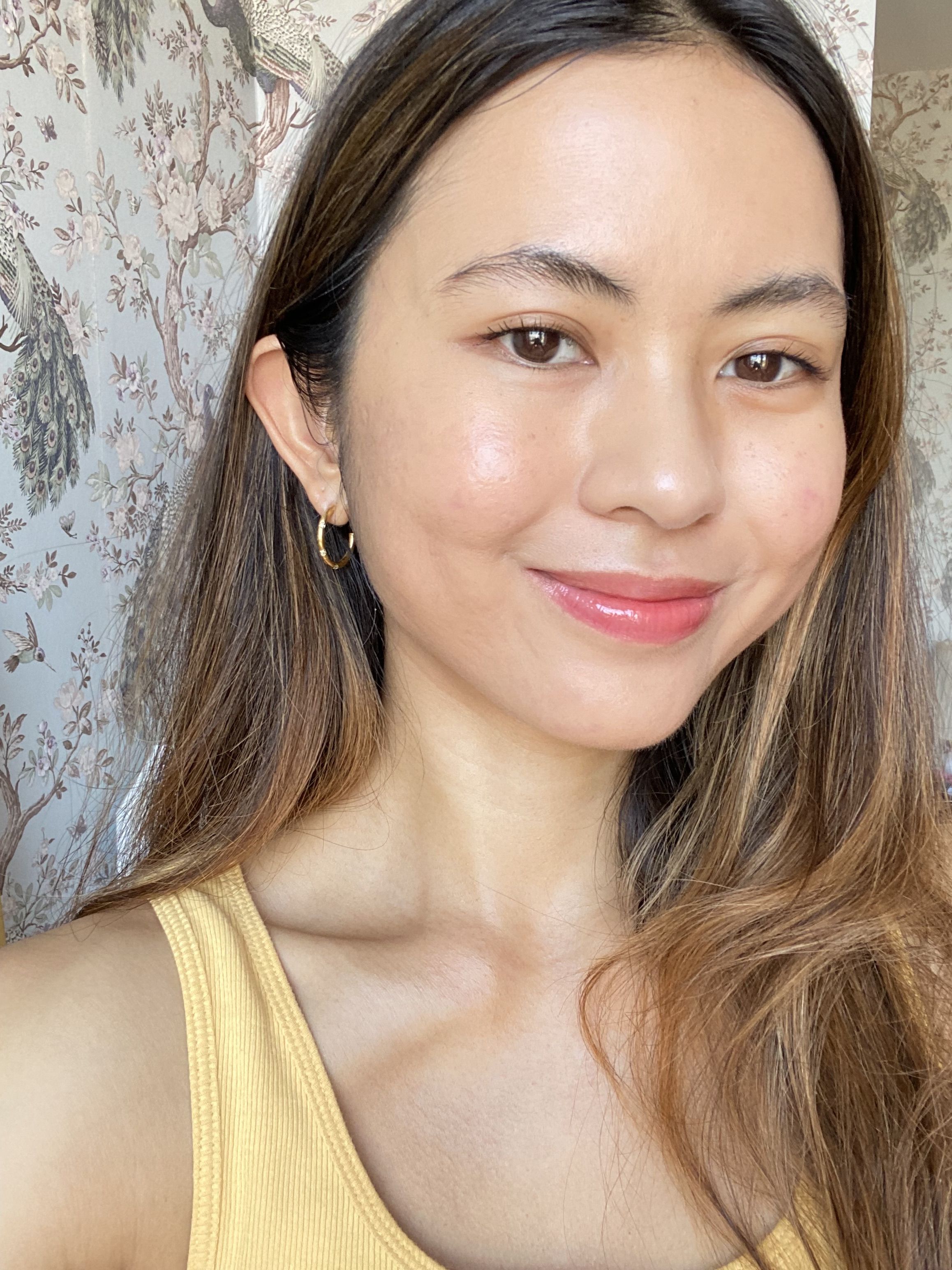 Why Giorgio Armani s Luminous Silk Foundation Is Perfect For Masking Acne