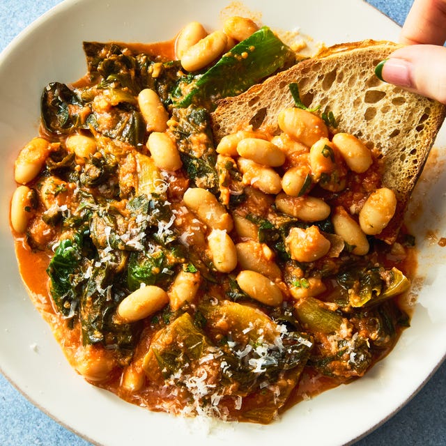 mediterranean white beans greens