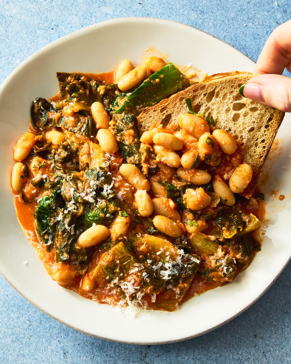 mediterranean white beans greens