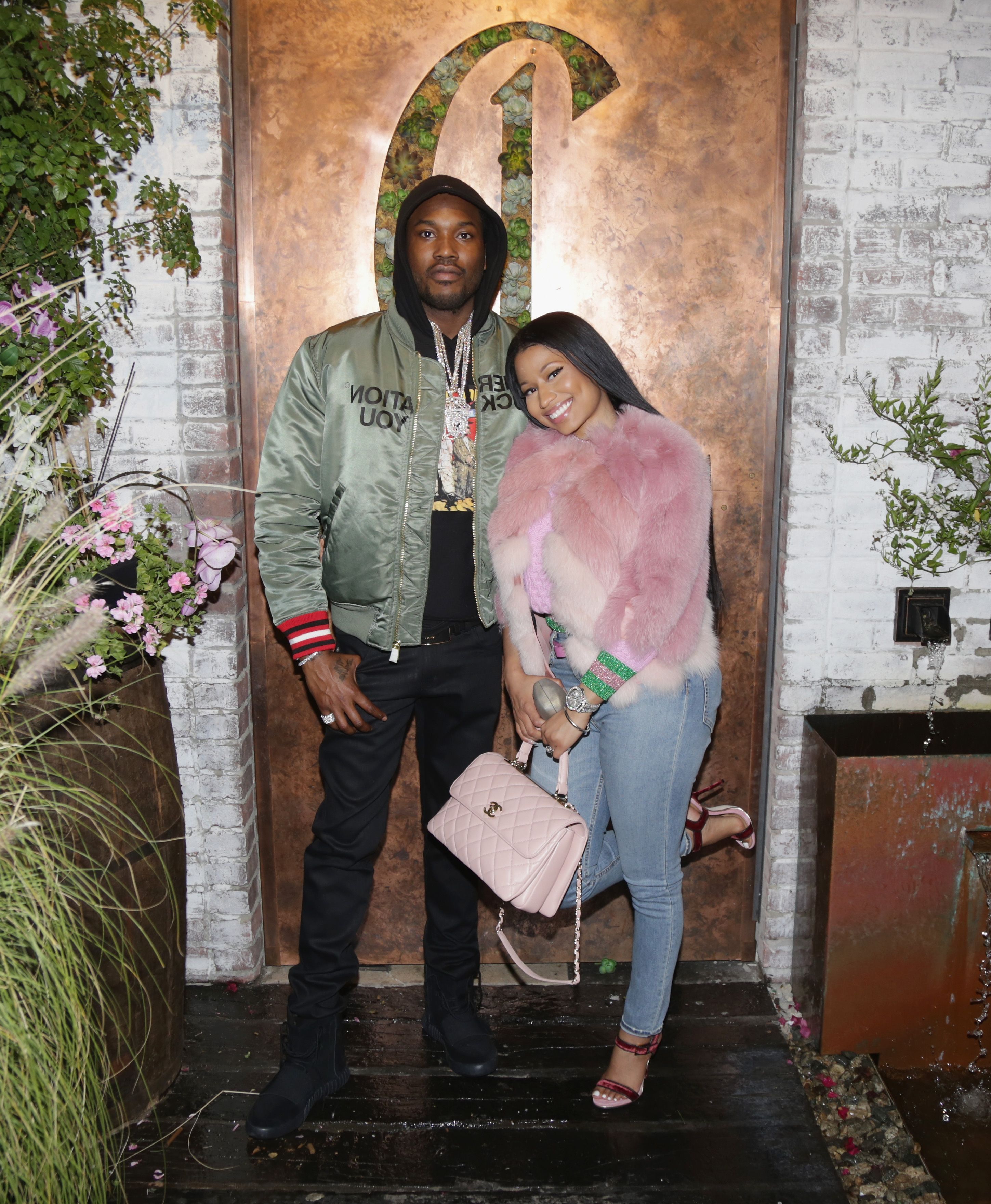 Nicki Minaj Kenneth Petty Fight With Ex Meek Mill at LA Store