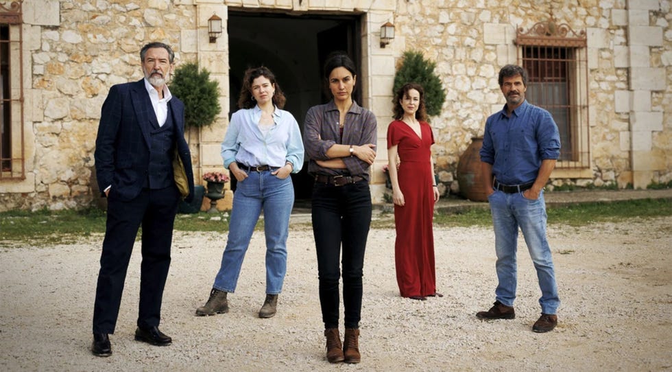 gines garcia millan, clara garrido, megan montaner, silvia abascal y rodolfo sancho en entre tierras