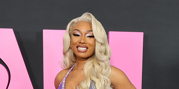 Megan Thee Stallion Stuns On 'Glamour's Women Of The Year Cover – Hollywood  Life