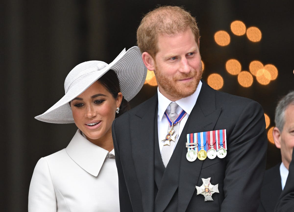 preview for Harry and Meghan arrive at Jubilee Thanksgiving service