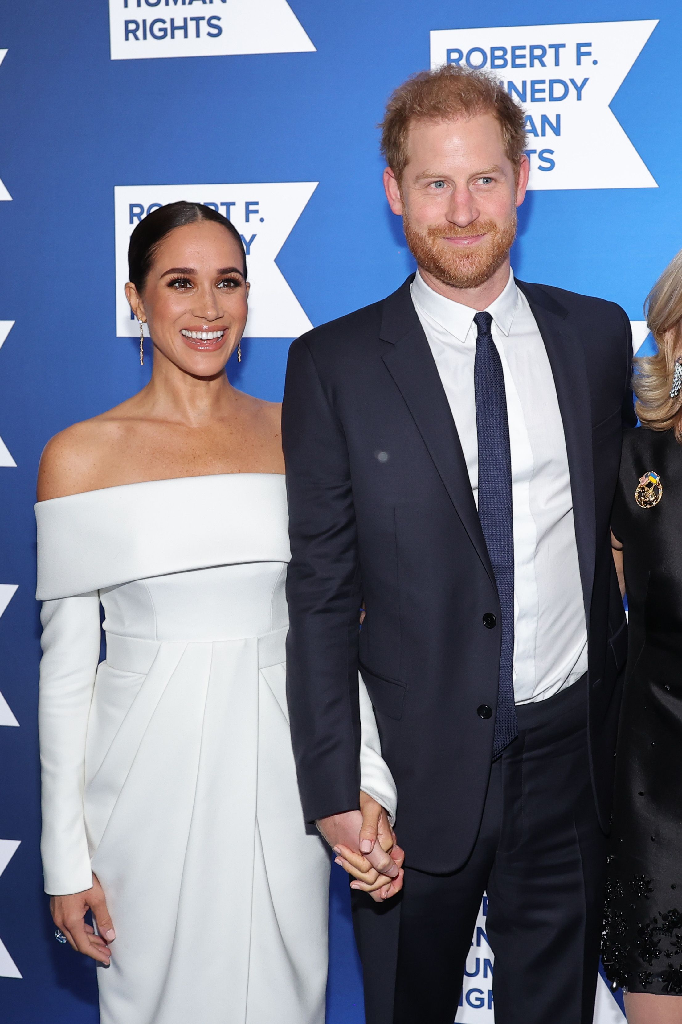 Nicolas Ghesquière For Louis Vuitton White Off-The-Shoulder Gown - Meghan  Markle Dresses - Meghan's Fashion