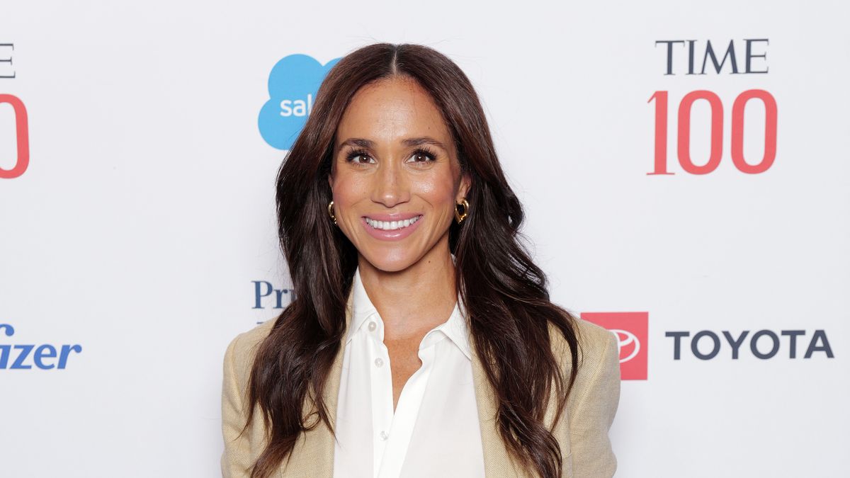 タイムセール 入手困難 IZA □ブランド Meghan メーガン
