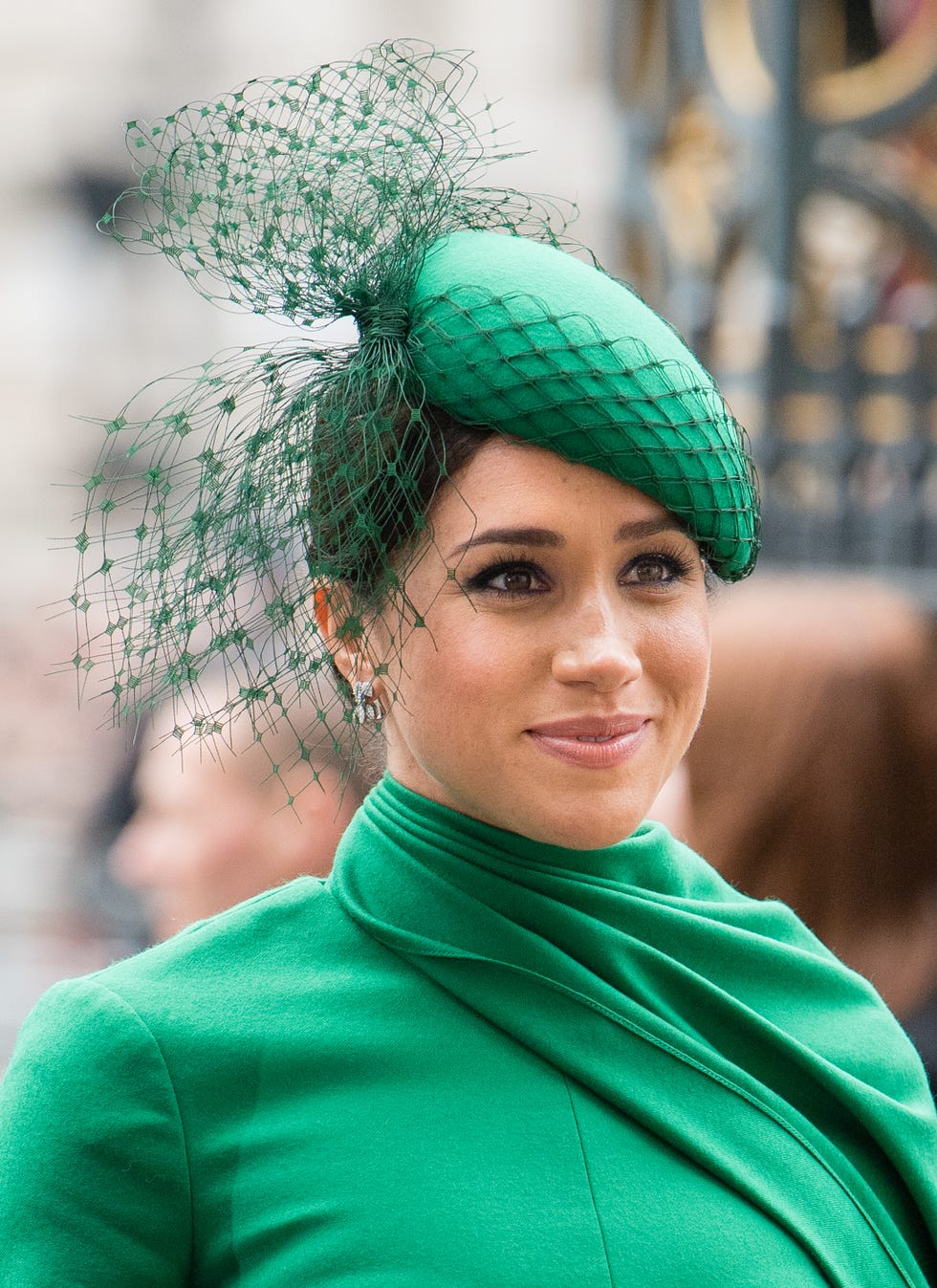 meghan markle detalle tocado día de la commonwealth
