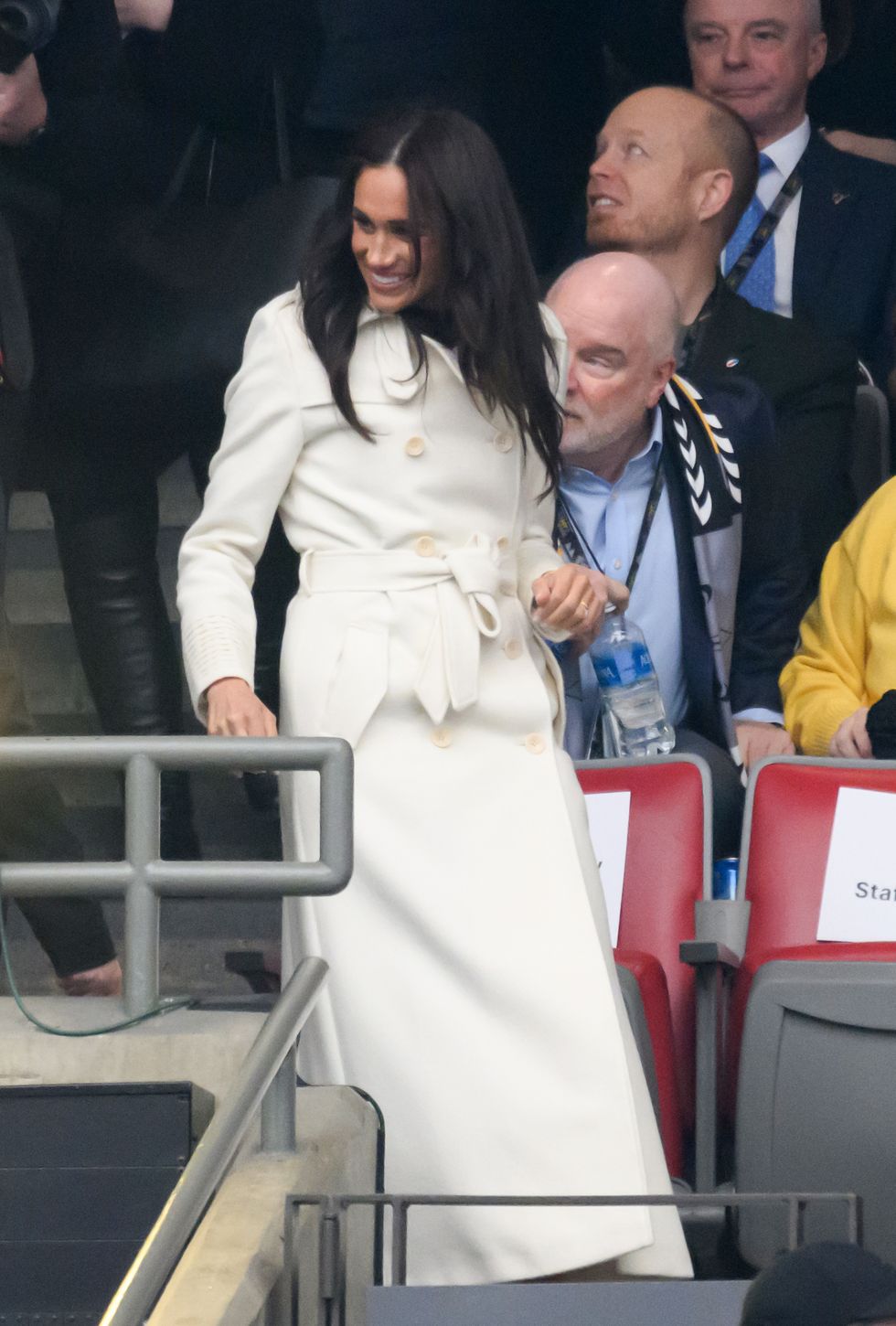 タイムセール 入手困難 IZA □ブランド Meghan メーガン