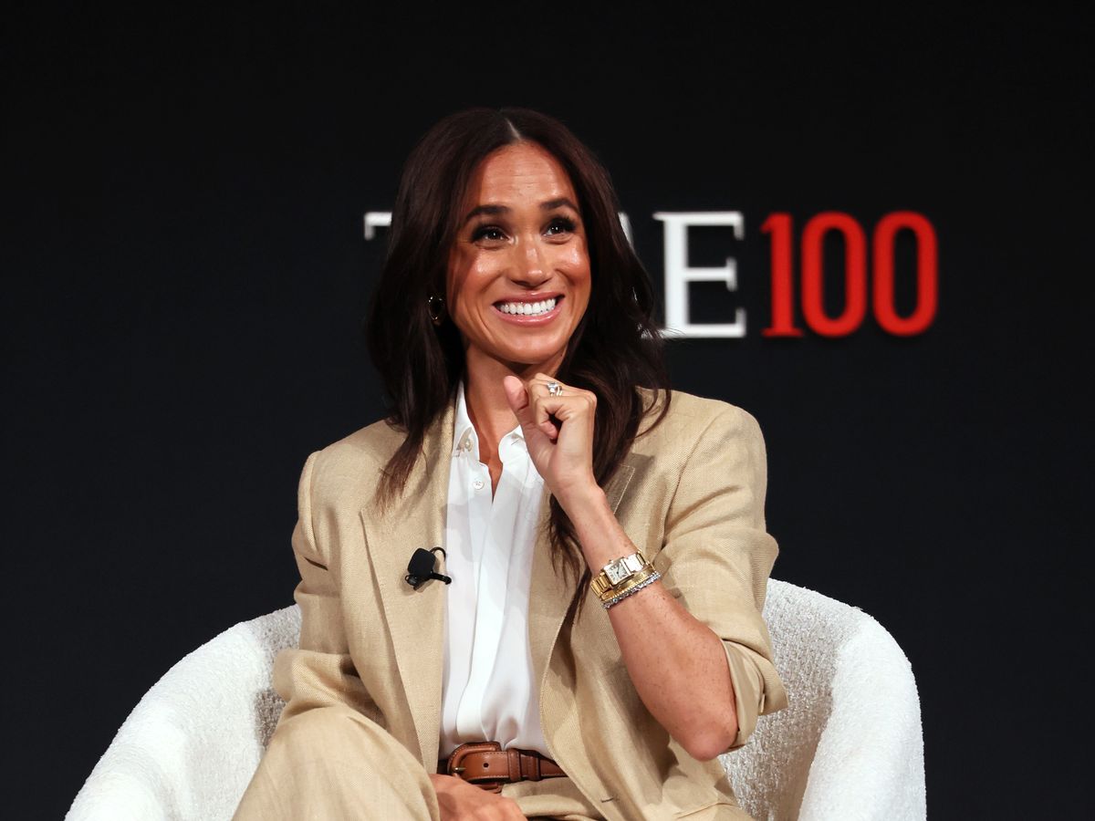 タイムセール 入手困難 IZA □ブランド Meghan メーガン