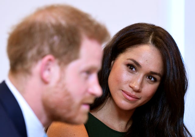 meghan markle, príncipe harry, meghan y harry se retiran, meghan críticas, meghan markle criticada
