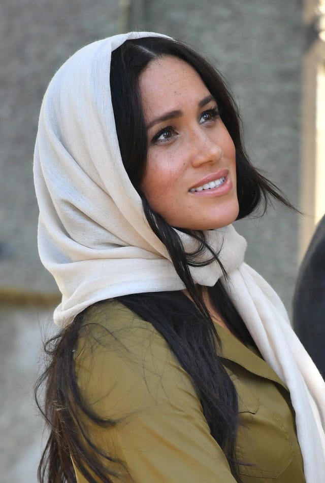 Meghan Markle con velo en Sudáfrica