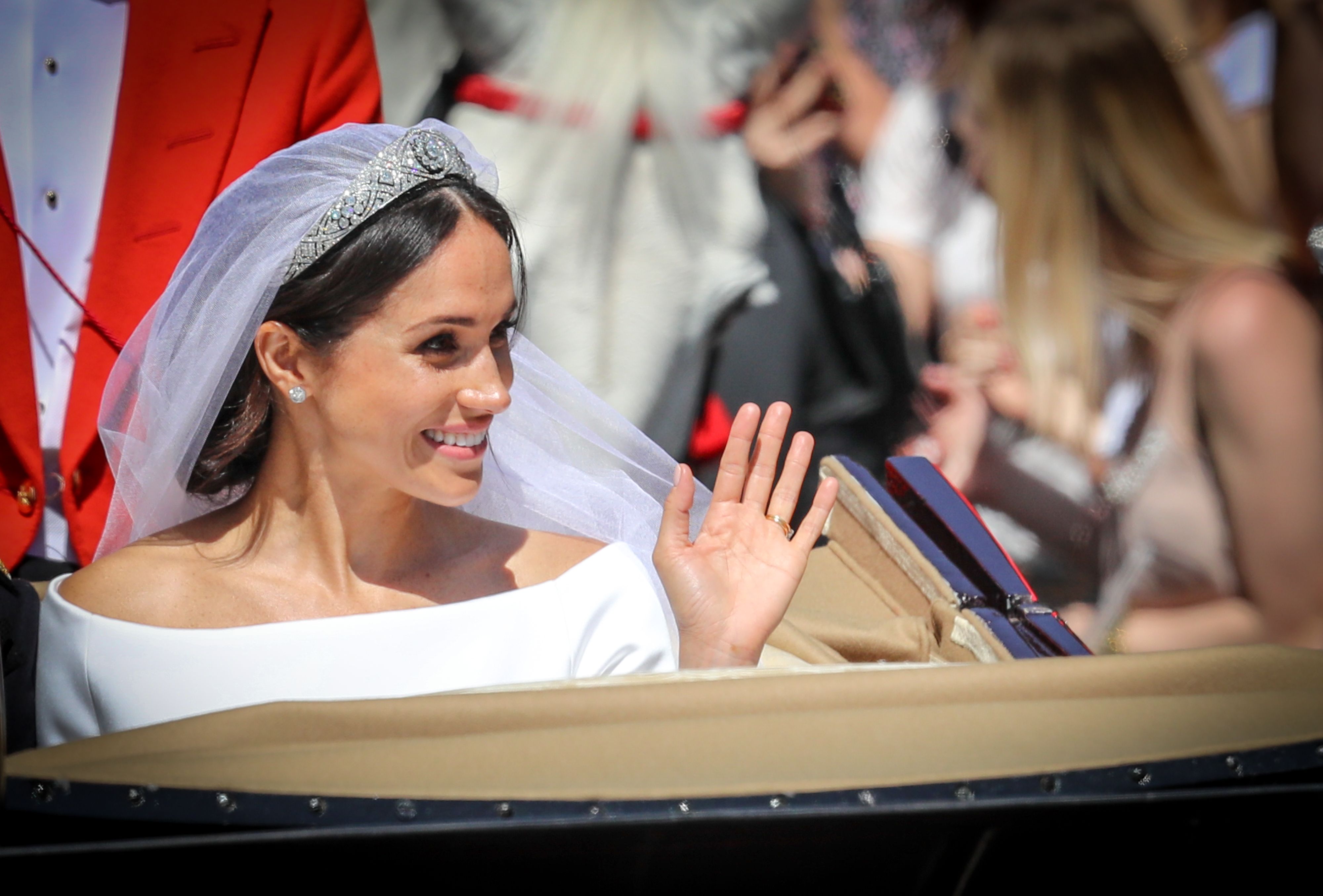 Meghan markle hot sale abito sposa