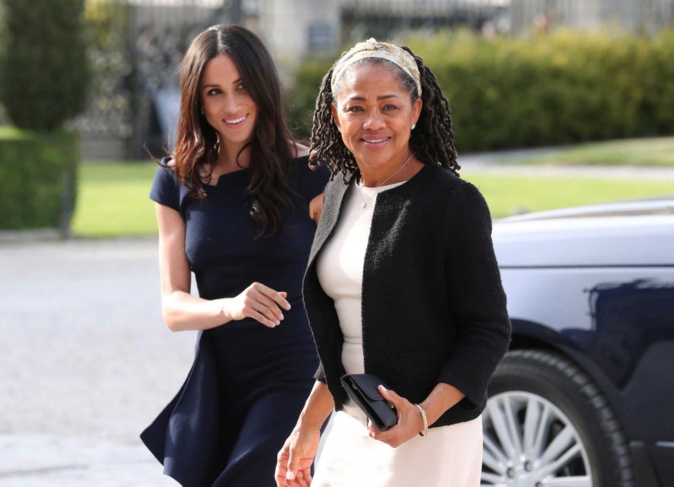 Meghan Markle y su madre Doria Ragland en Windsor