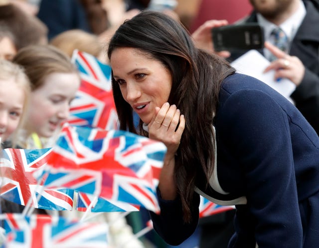 Meghan Markle's J.Crew Coat Was Just Restocked - Markle's Navy Blue ...