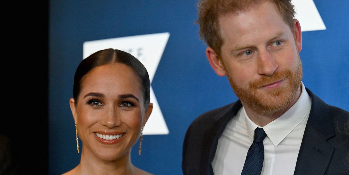 Meghan Markle and Prince Harry Share Sweet Engagement Story and Pics of Harry Down on One Knee
