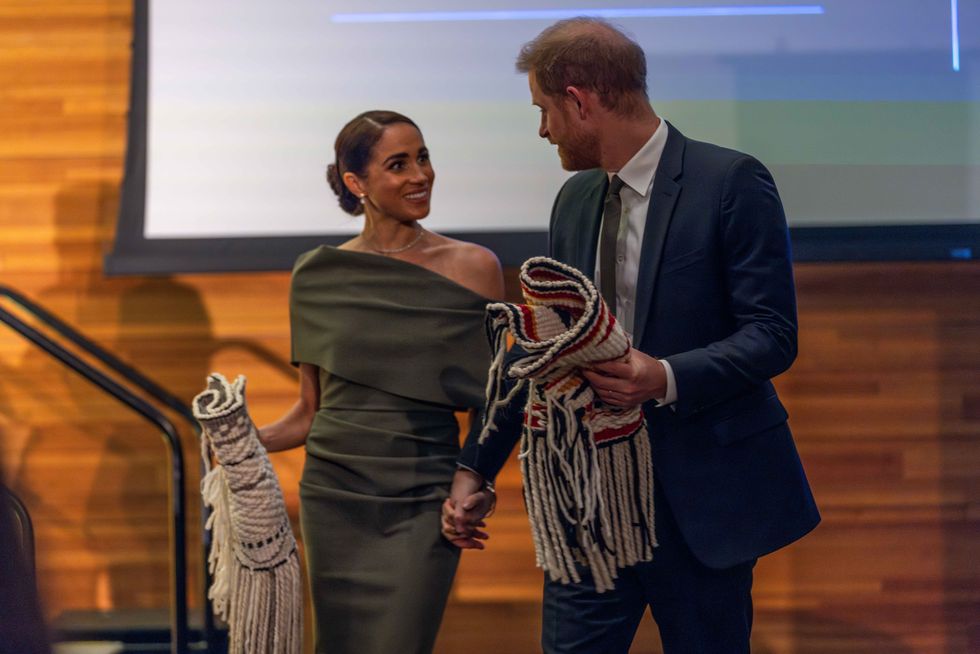 meghan markle and prince harry at the invictus gala