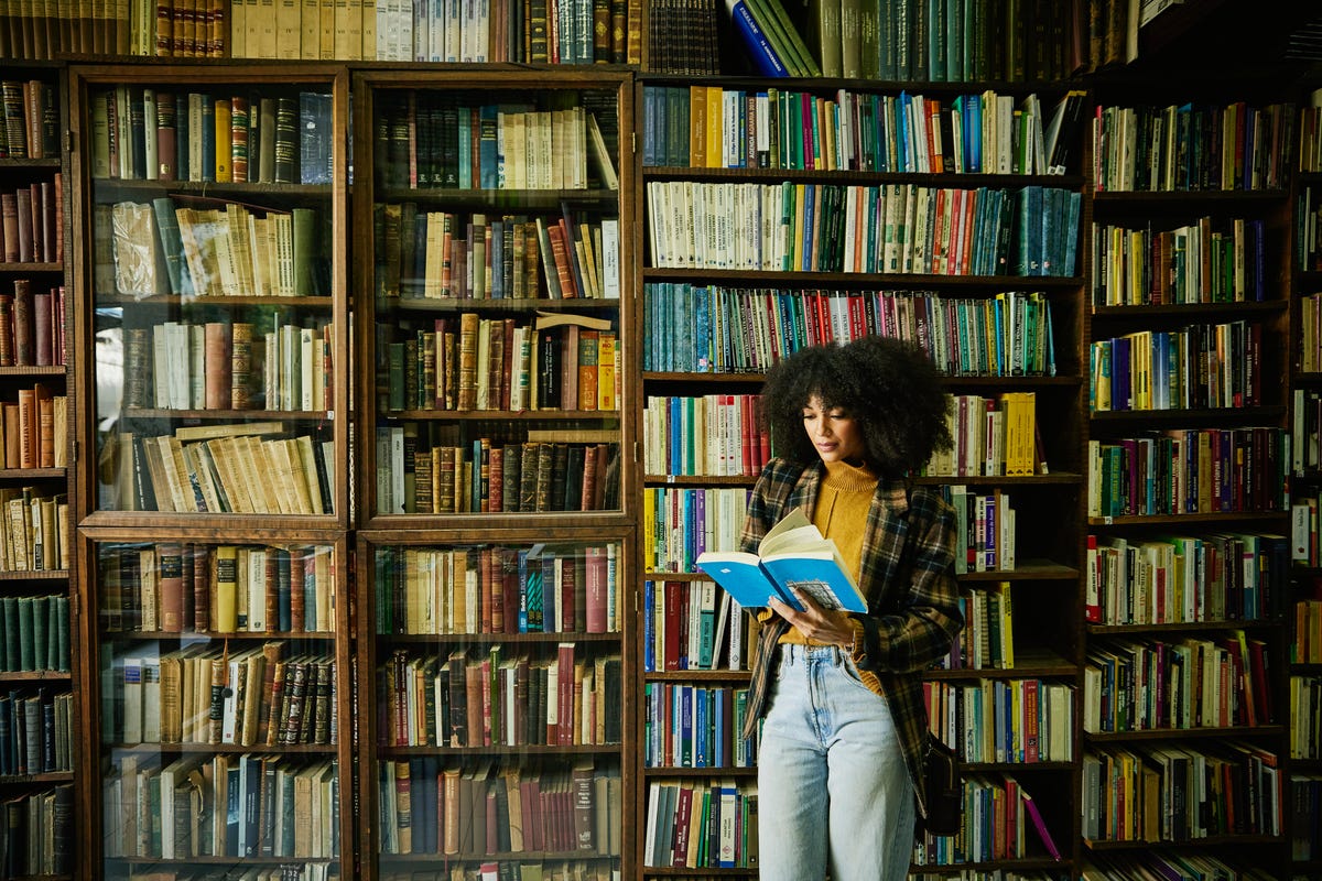 Por fin llega a España la novela que 'The New York Times' y 'The New Yorker' eligieron como la mejor de 2024: "Ardiente, extraña y cautivadora"