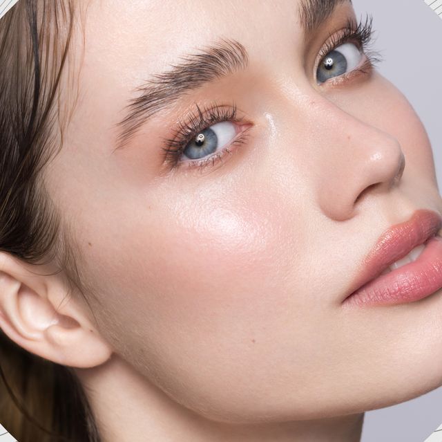 11 bases de maquillaje efecto 'glow' que cubren imperfecciones