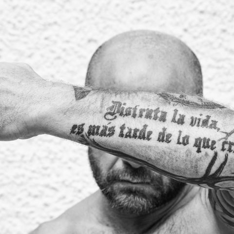 Tatuajes: 80 ideas de frases inspiradoras y originales