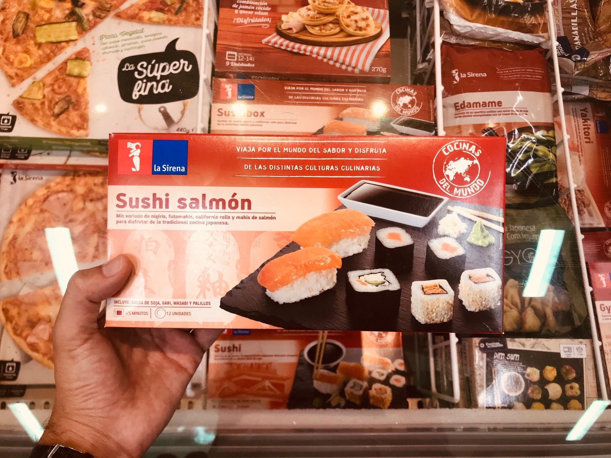 https://hips.hearstapps.com/hmg-prod/images/mejores-restaurantes-sushi-madrid-sirena-1560804551.jpg