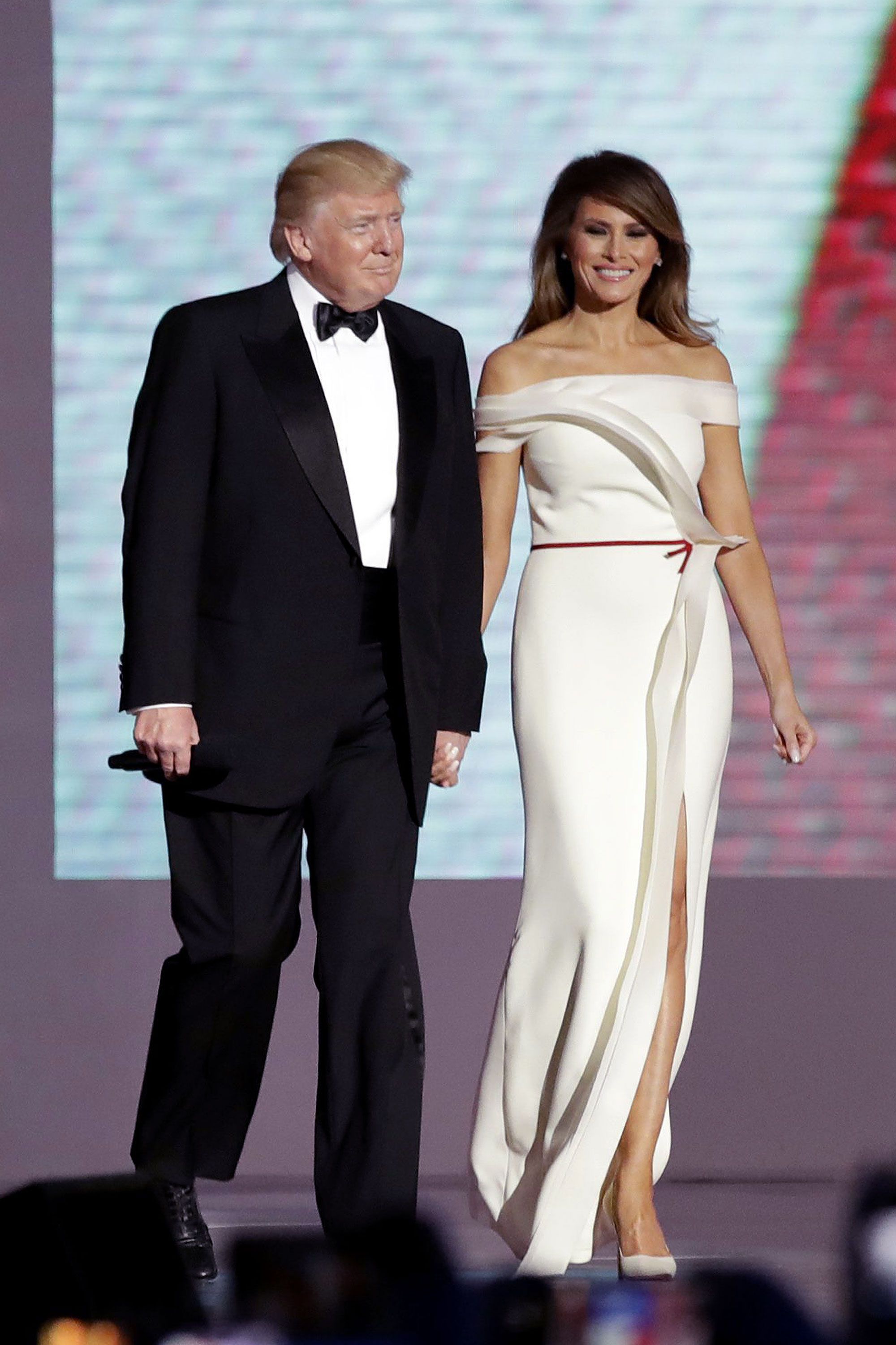 Melania Trump Wears Ralph Lauren for Inauguration Day [PHOTOS]