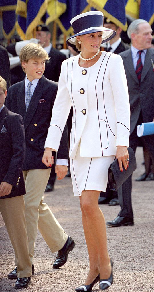 Melania Trump look Lady Diana