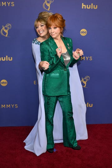 melissa peterman and reba mcentire at the 76th primetime emmy awards held at peacock theater on september 15, 2024 in los angeles, california photo by michael bucknervariety via getty images