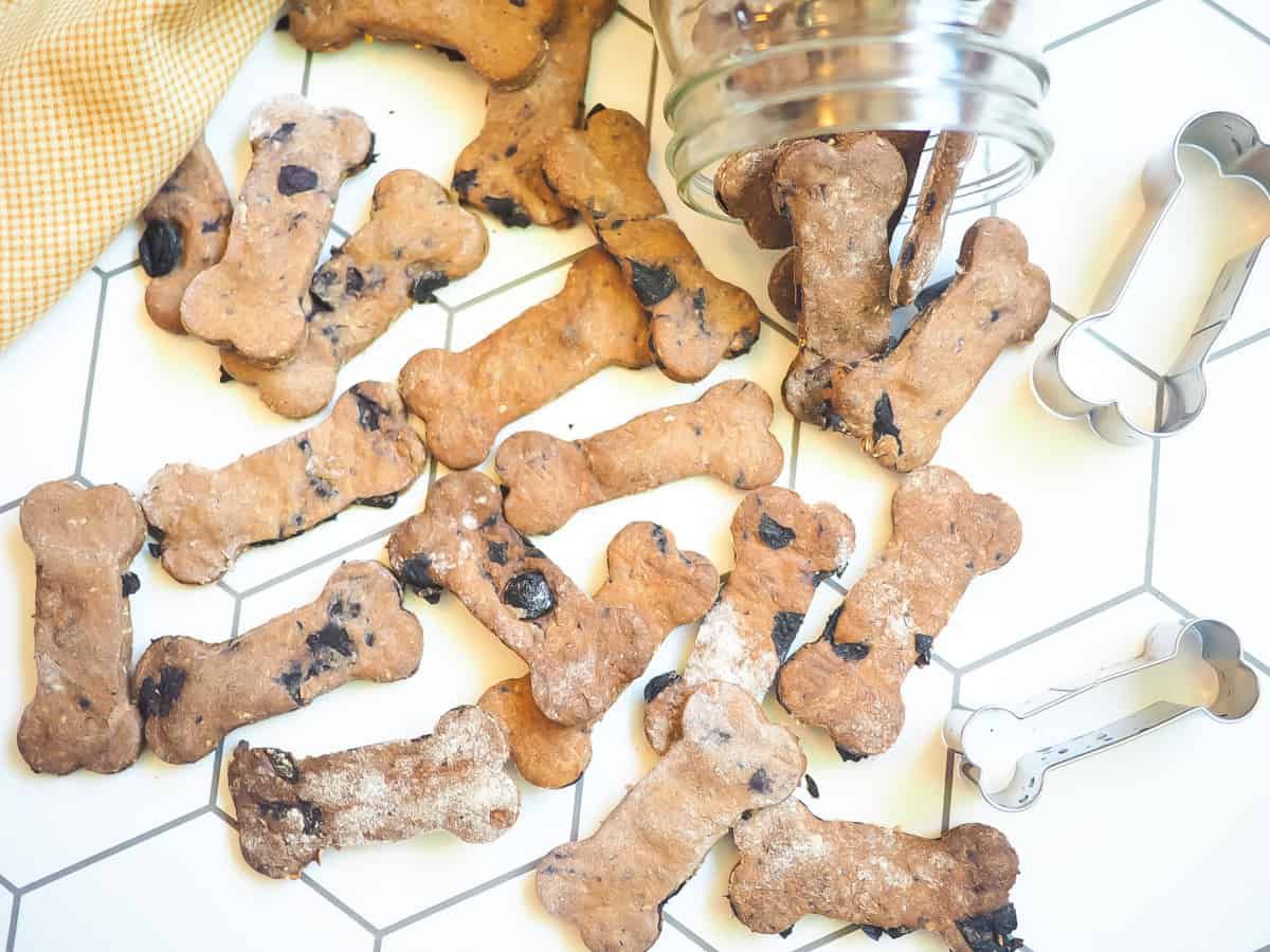 Home dog treat maker uses human food ingredients