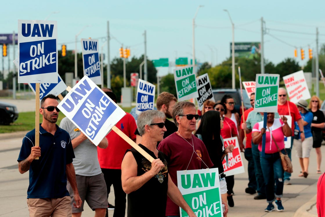 UAW Demands GM Stop Importing Cars; GM CEO Mary Barra Meets with Union