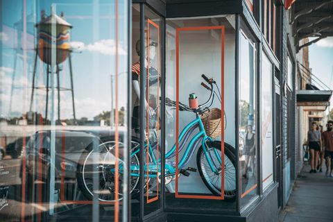 memphis pedaltown bike shop window