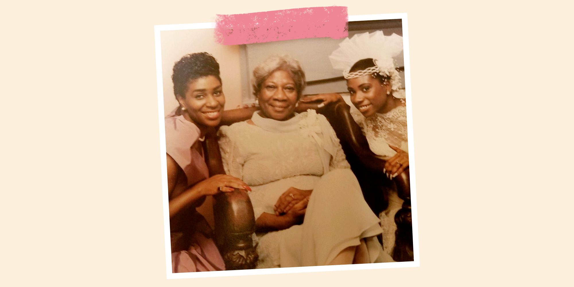 omisade with her mom and sister