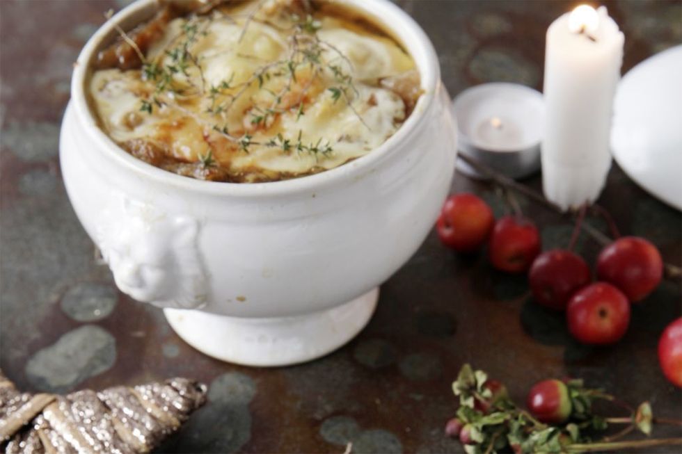 sopa de cebolla francesa