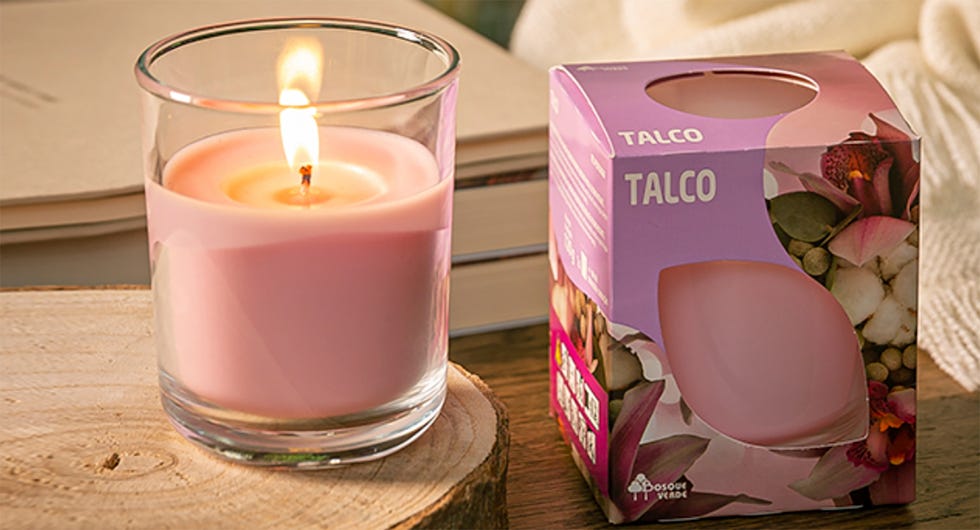 la vela perfumada talco de mercadona tiene olor a limpio para aromatizar la casa