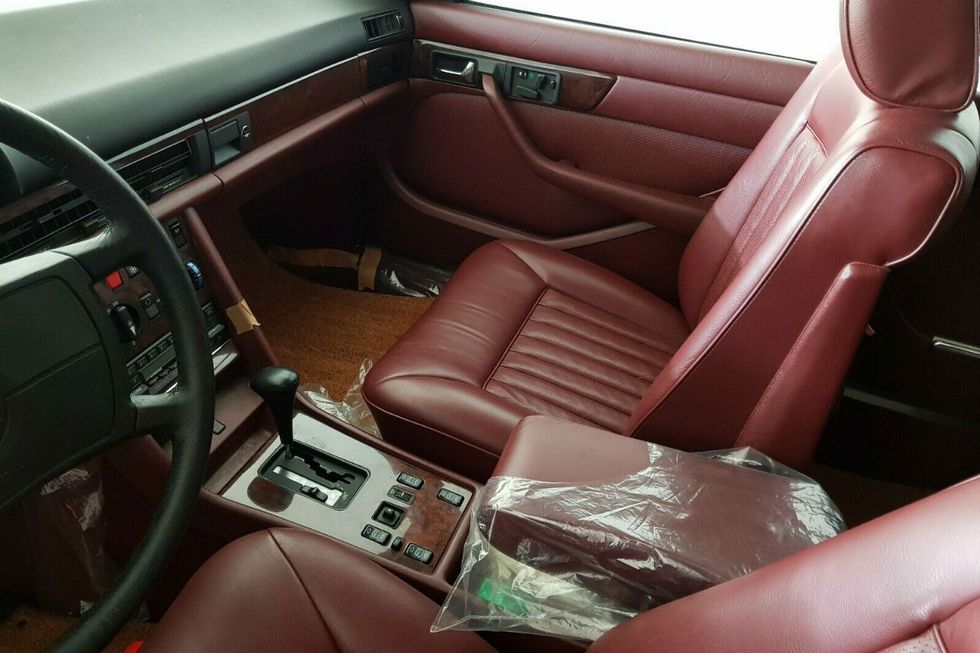 Mercedes 560 SEL de 1986 nuevo a la venta